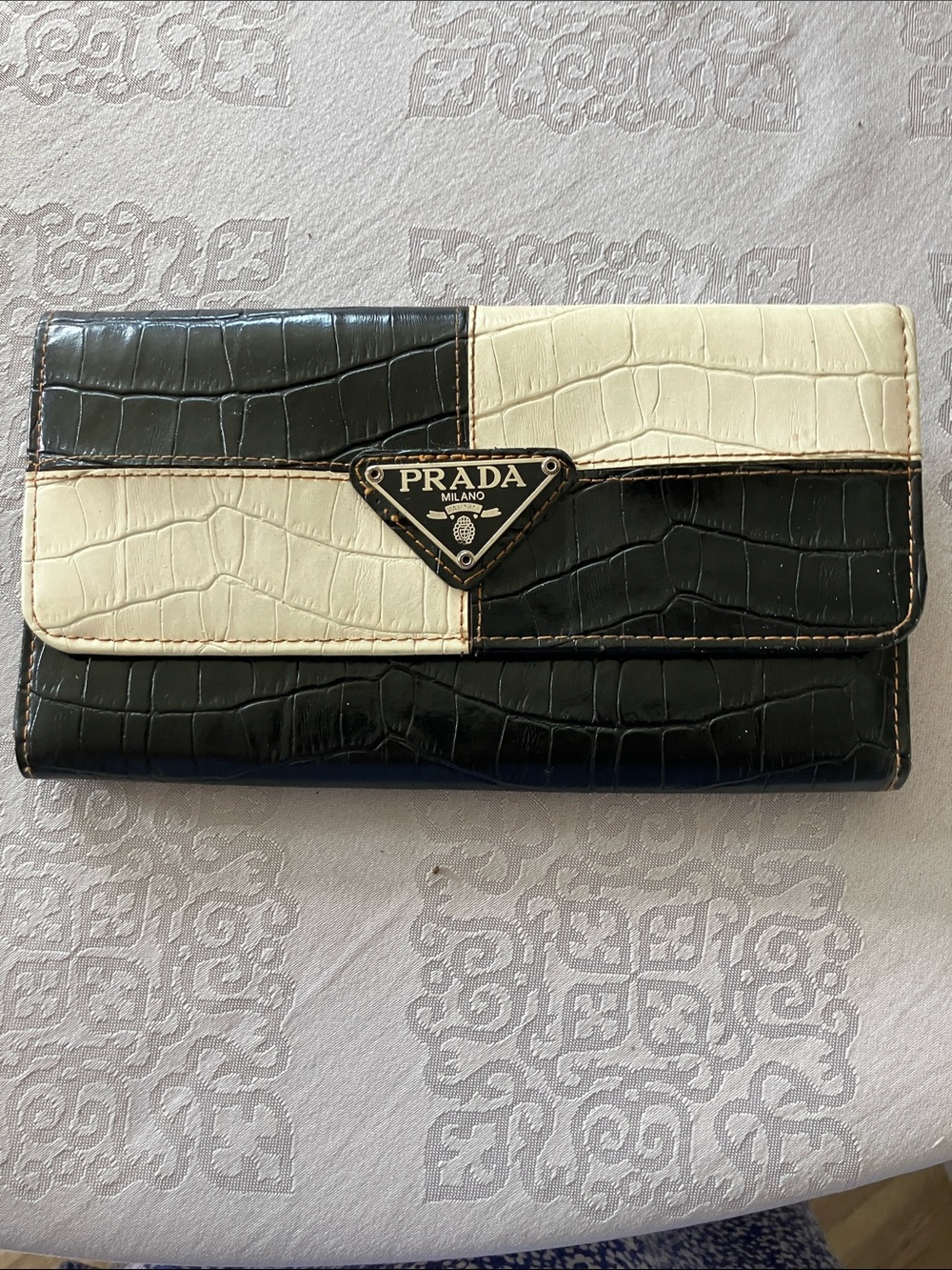 Rare vintage Prada Brown& Cream saffiano croc-Embossed Continental Wallet